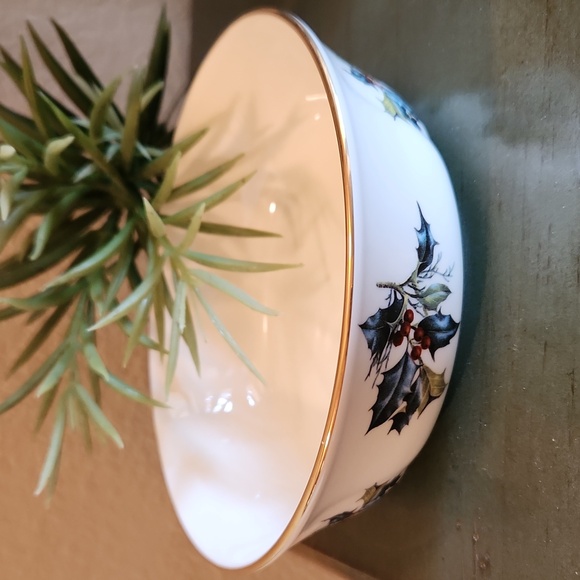 Lenox Winter Greetings Holiday Bowl with Holly Design - Picture 5 of 6